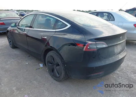 2018 Tesla Model 3 Long Range/Mid Range from USA, damaged, VIN 5YJ3E1EA7JF156948